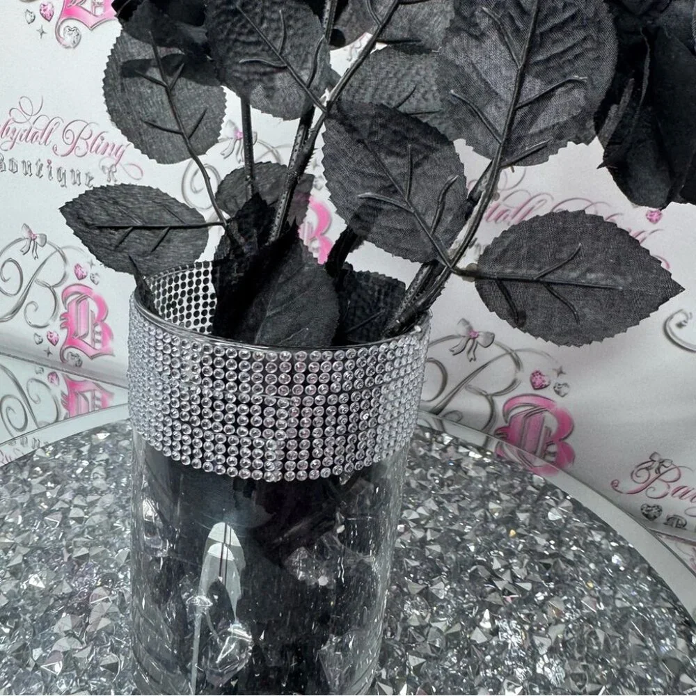 Roses vase sparkly diamond bling black roses black clear pebbles gothic bouquet